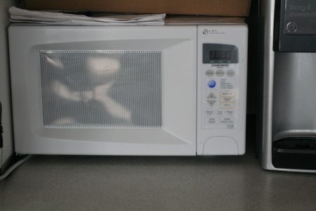 Microwave in the QMB Staff Lounge at the University of Dundee